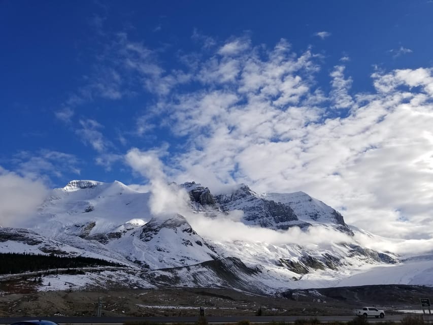 Calgary/Canmore/Banff: Columbia Icefield Glacier Day Tour – Calgary, Canada