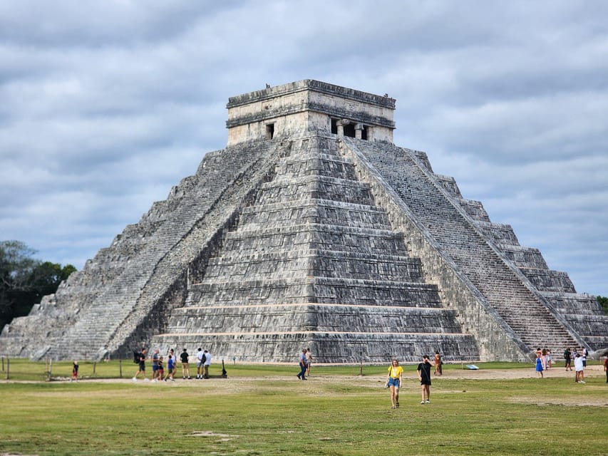 Cancún Classic Chichén Itzá, Cenote Saamal & Valladolid tour – Piste, Mexico, Mexico