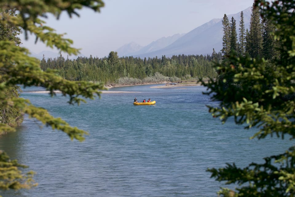 Canmore: Bow River Scenic Float Tour – Bow River, Canada