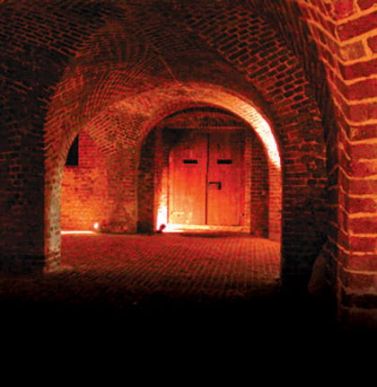 Charleston: 90-Minute Ghost and Dungeon Walking Tour – Charleston, South Carolina