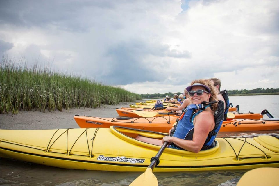 Charleston: Guided 2hr. Kayak Tour with a Tandem or Single – Charleston, South Carolina