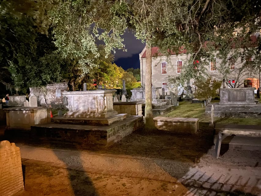 Charleston: Real Hauntings of Charleston Guided Tour – Charleston, South Carolina