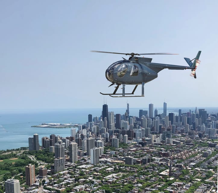 Chicago: 45-Minute Private Helicopter Flight for 1-3 People – Chicago, Illinois