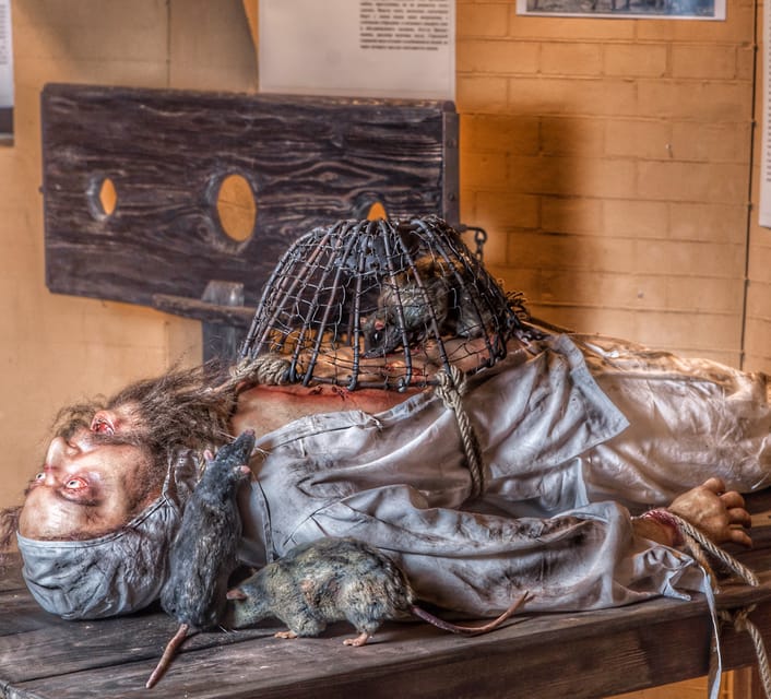 Chicago: Medieval Torture Museum Ticket with Ghost Hunting – Chicago, Illinois