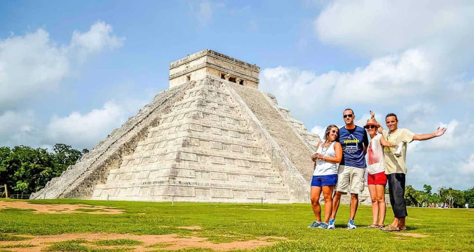 Chichén Itzá: Buffet & Crystal Cenote Included! – Piste, Mexico, Mexico