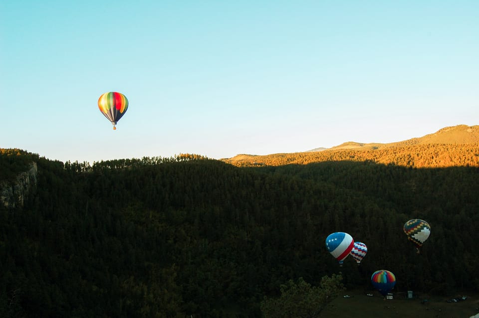 Custer: Black Hills Hot Air Balloon Flight at Sunrise – Black Hills National Forest, South Dakota