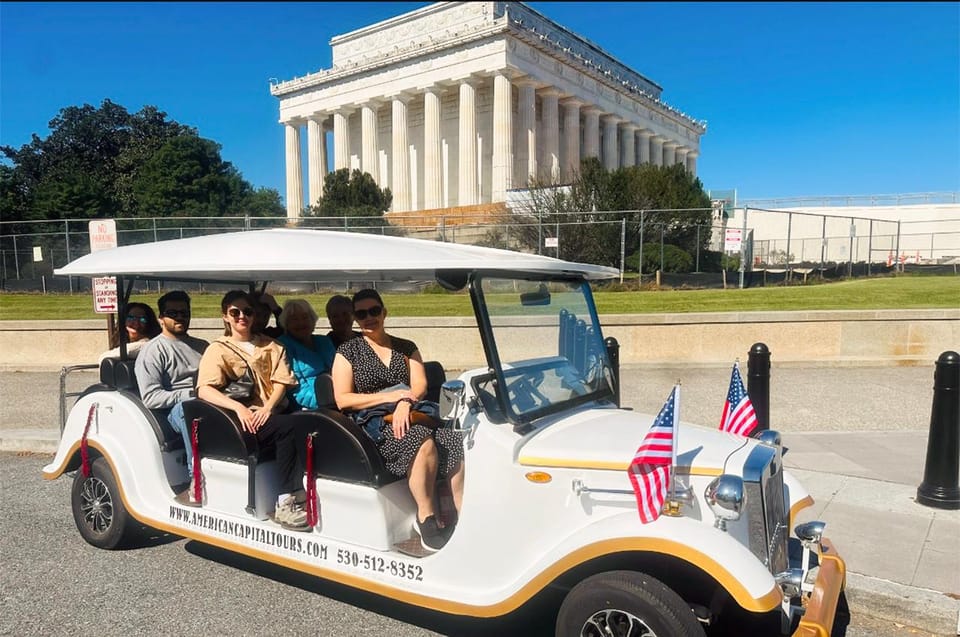 DC: Monuments & American History Guided Tour by Vintage Cart – Washington DC