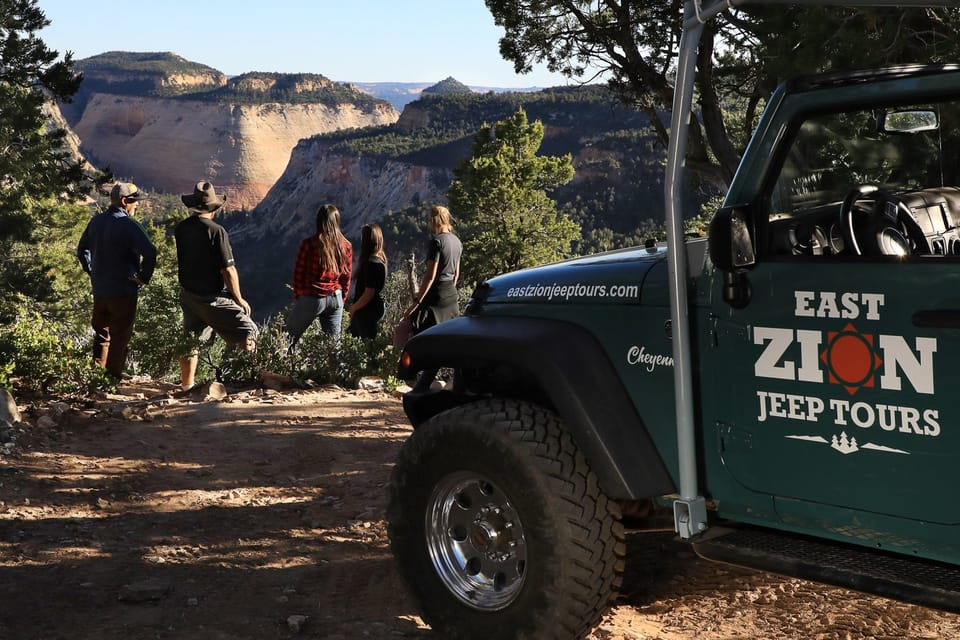 East Zion: 1-Hour East Rim Jeep Tour – Zion National Park, Utah