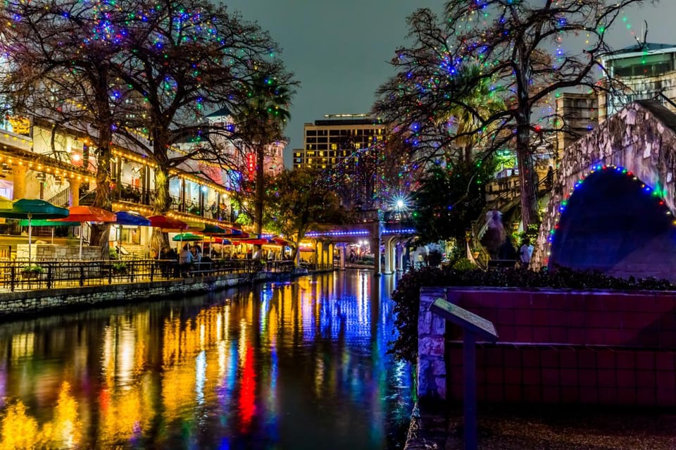 Enchanted Christmas Stroll: San Antonio’s Festive Gems – San Antonio, Texas