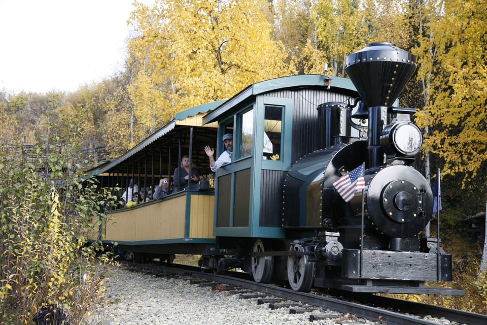 Fairbanks: Gold Dredge 8 Historic Train Tour – Fairbanks, Alaska