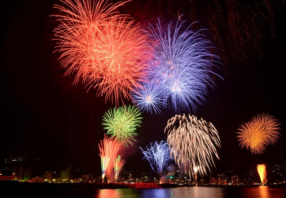 Friday Night Fireworks Cruise – BYOB – Honolulu, Hawaii