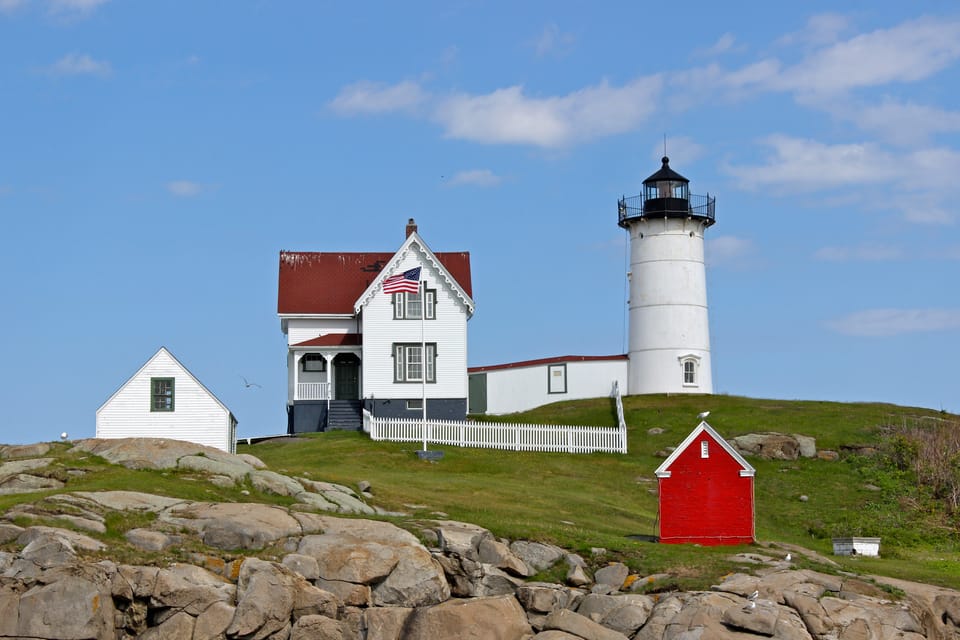 From Boston: Kennebunkport with optional Trolley Tour – Ogunquit, Maine