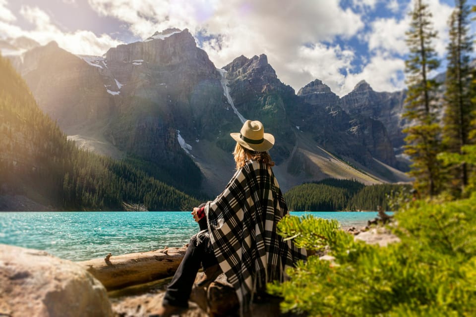 From Calgary: Banff, Moraine Lake, Lake Louise small group – Calgary, Canada