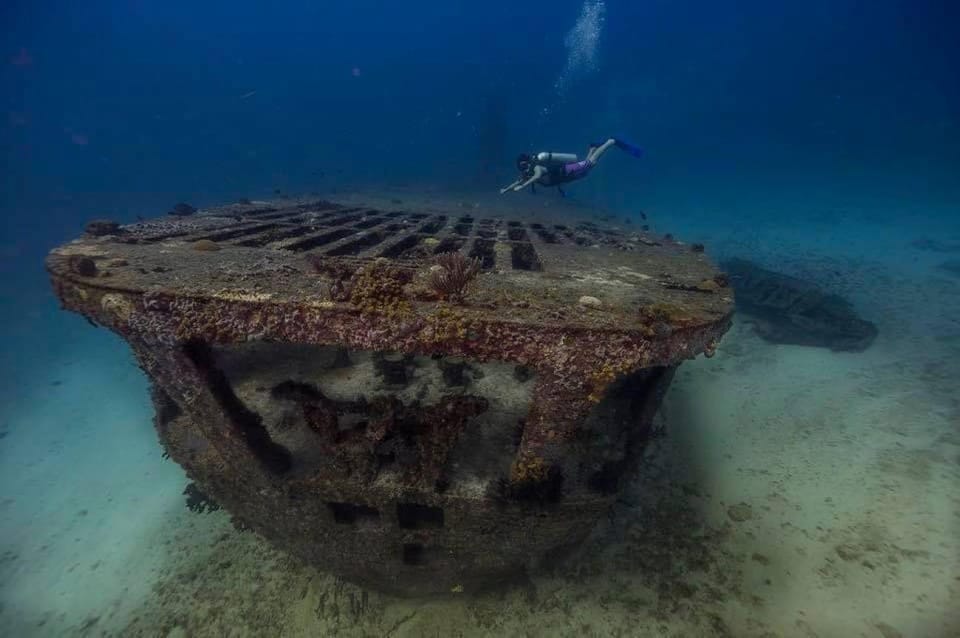 From Cancun: Shipwreck Dives Experience in Puerto Morelos – Cancún, Mexico