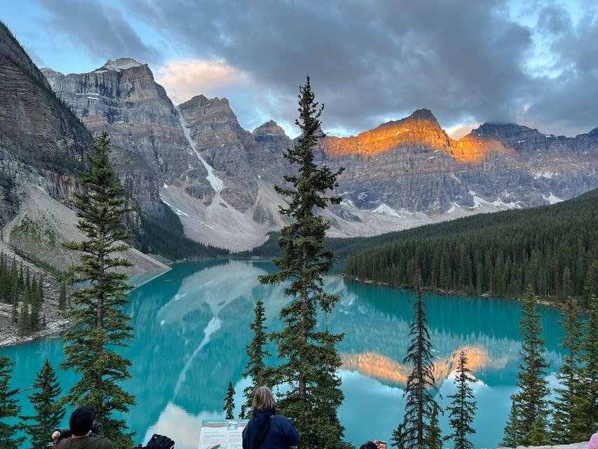 From Canmore: Sunrise Adventure Moraine Lake & Lake Louise – Fairmont Chateau Lake Louise, Canada