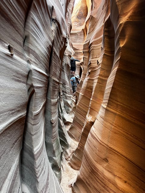 From Escalante: Zebra Slot Canyon Guided Tour and Hike – Grand Staircase-Escalante National Monument, Utah