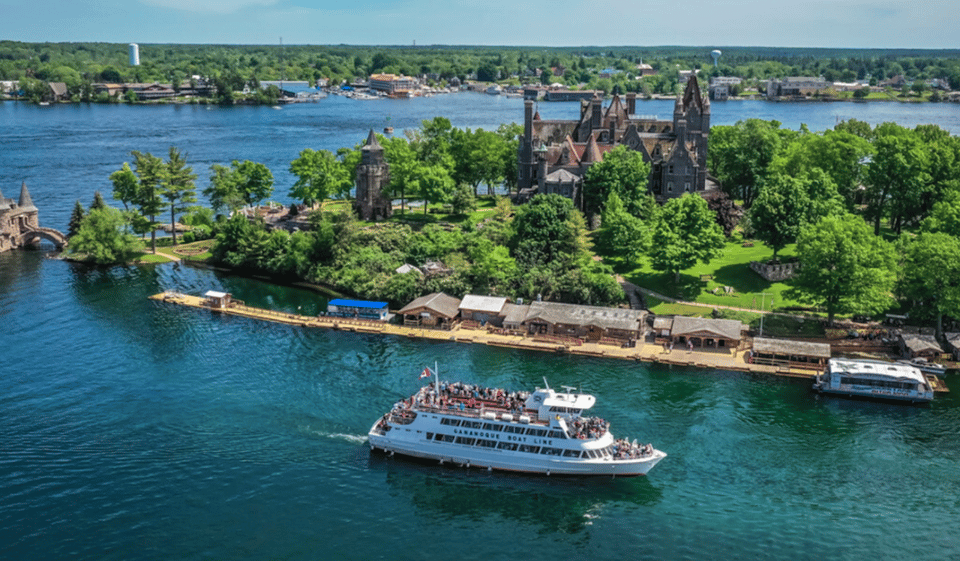 From Ivy Lea: 1000 Islands Boldt Castle Scenic Cruise – Singer Castle, New York