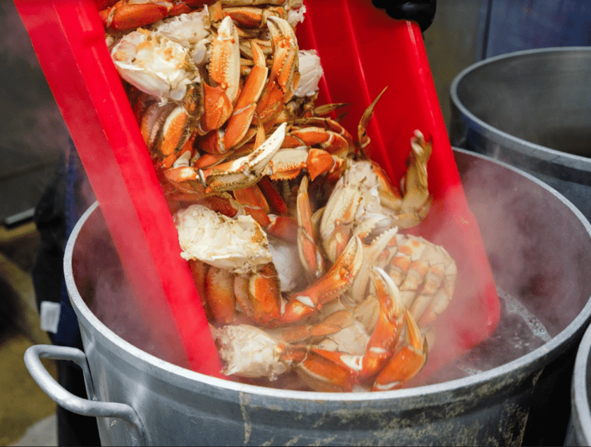 From Ketchikan: Crab Feast Lunch at World Famous Lodge – Ketchikan, Alaska