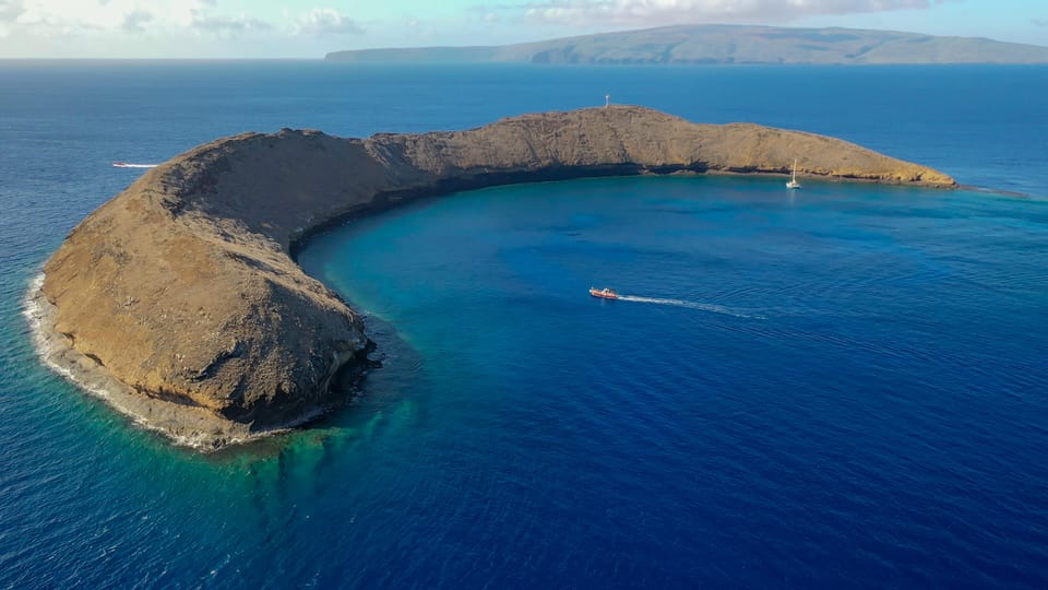 From Kihei: Molokini Crater and Turtle Town Snorkeling – Lahaina, Hawaii