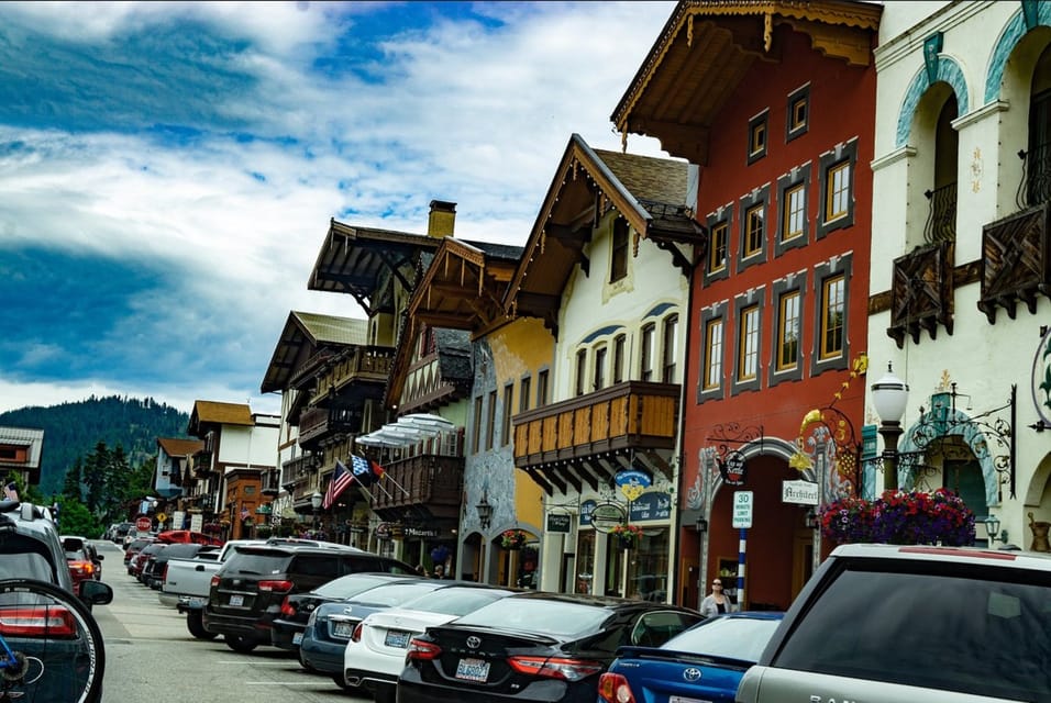 From Seattle: Leavenworth Bavarian Alpine Village Day Trip – Stevens Pass (State), Washington