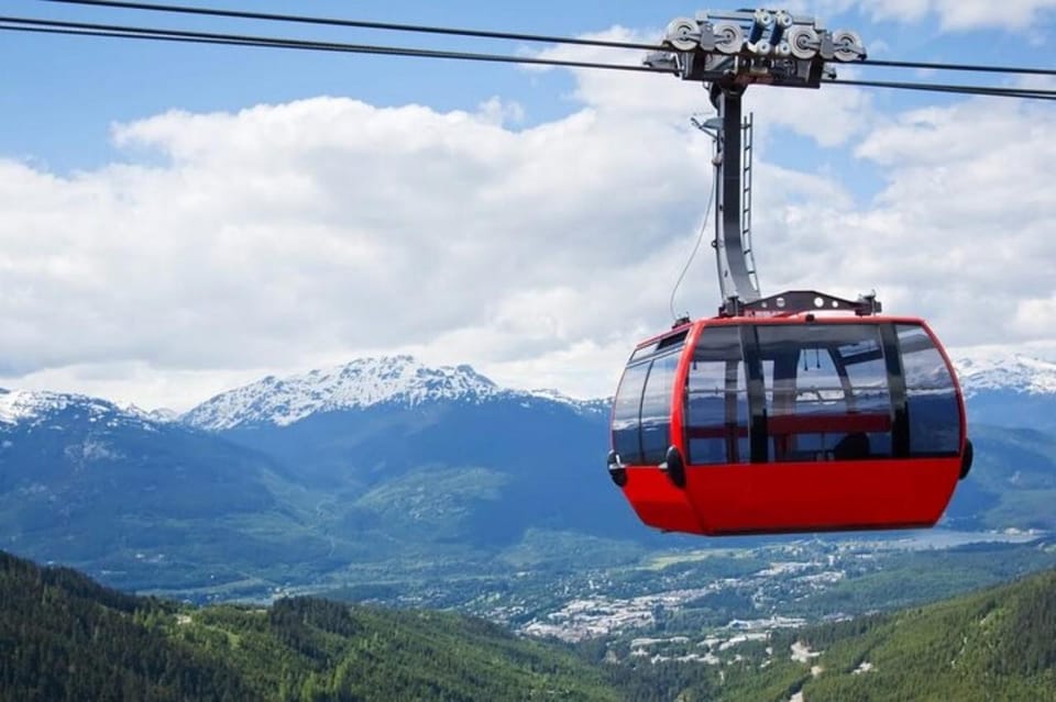 From Vancouver: Whistler Tour with Shannon Falls and Gondola – Vancouver, Canada