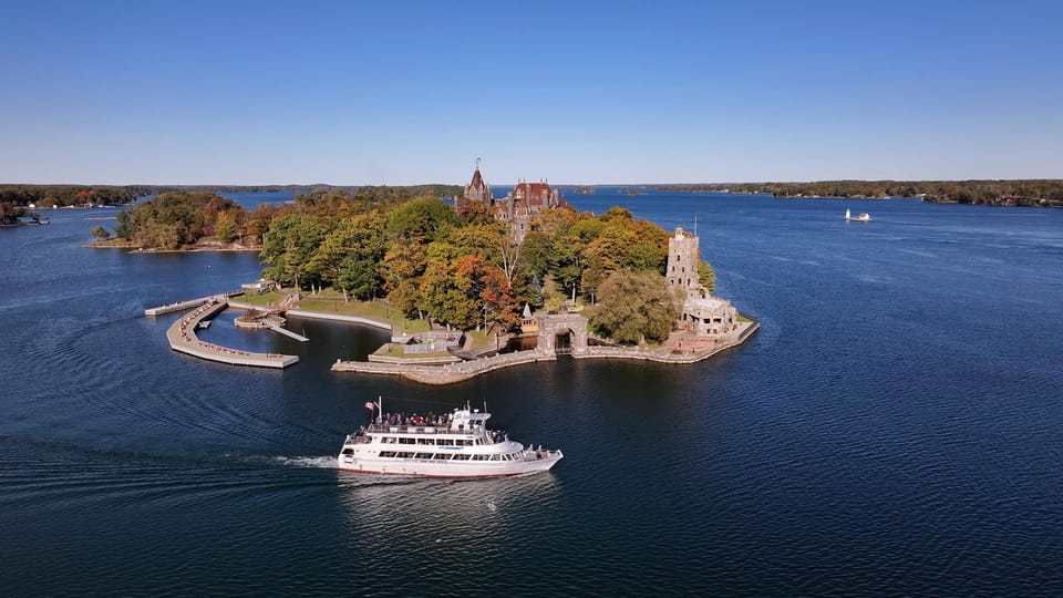 Gananoque: 1000 Islands Cruise, Boldt Castle Entry Option – Boldt Castle, New York