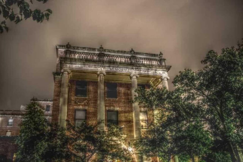 Ghosts of Covington Haunted History Tour – Covington, Kentucky