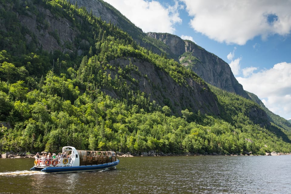 Hautes-Gorges: Riverboat Discovery Cruise – La Malbaie, Canada