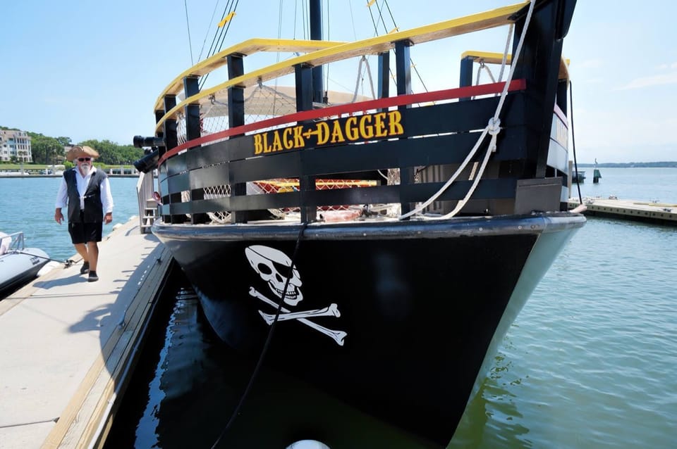 Hilton Head Island: Pirate Cruise on the Black Dagger – Calibogue Sound, South Carolina