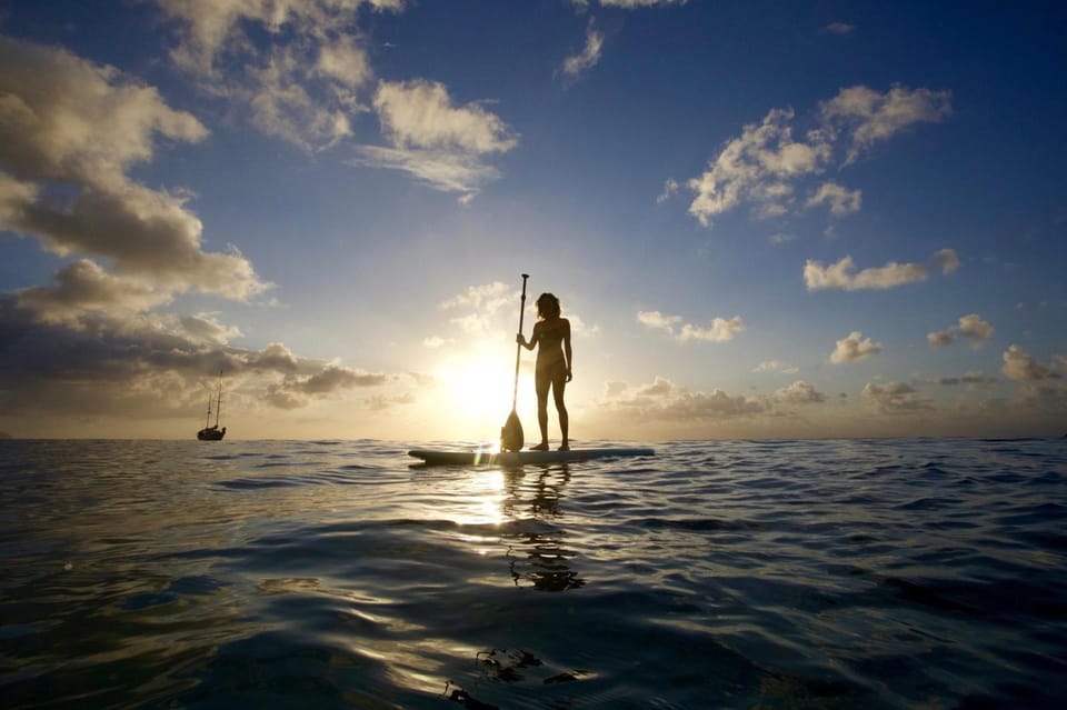 Honolulu: Intro to Stand-Up Paddling Class – Honolulu, Hawaii