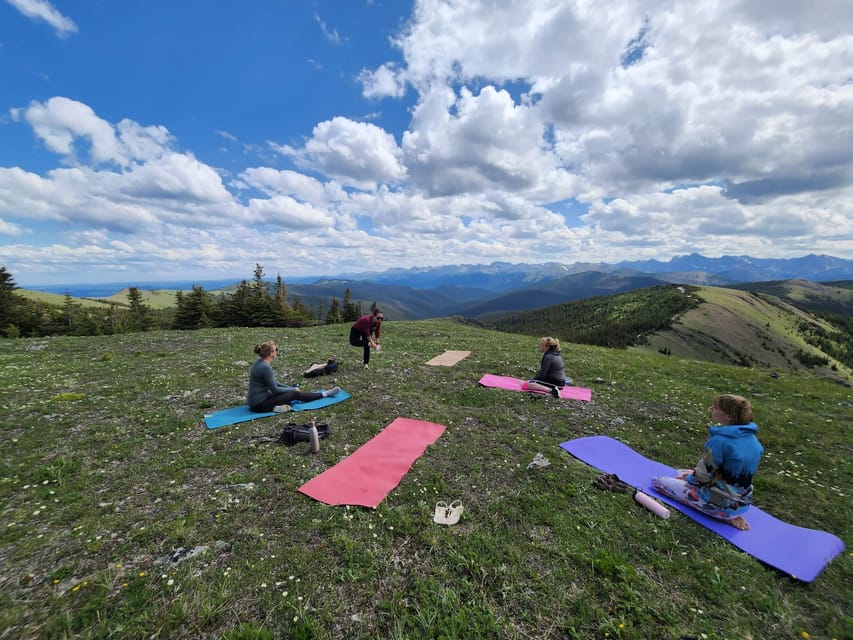 Jasper: Private Helicopter Tour with Mountain Top Yoga – Jasper-Hinton Airport, Canada