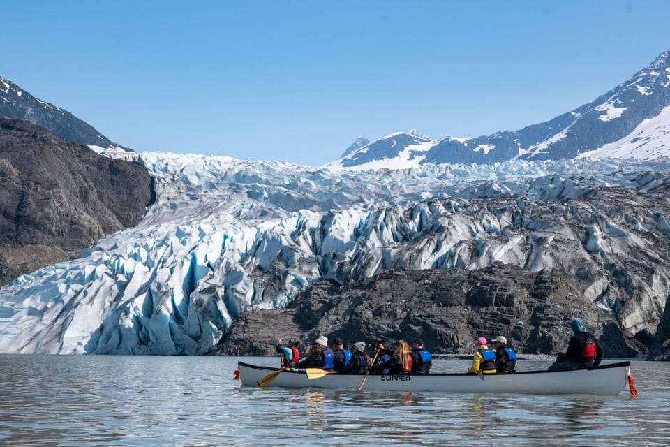 Juneau: Mendenhall Glacier Canoe Paddle and Hike – Juneau City, Alaska