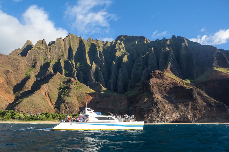 Kauai: Napali Sunset Dinner Cruise – Hanalei, Hawaii