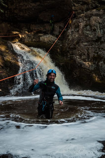 Kelowna: Okanagan Canyoning Tour – Okanagan Valley, Canada