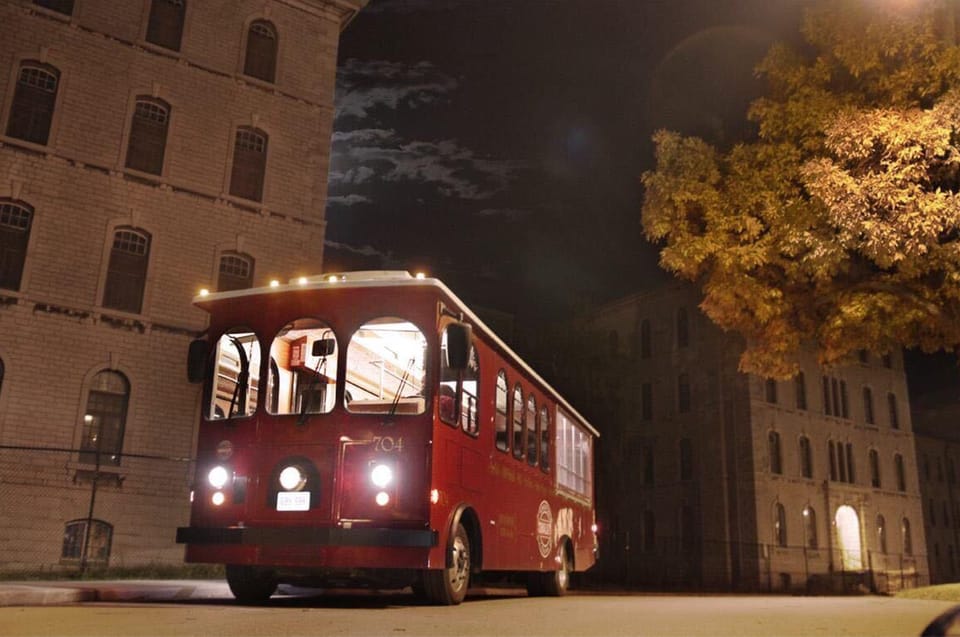 Kingston: Ghost & Mystery Trolley Tour – Kingston, Ontario, Canada