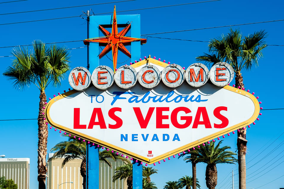 LA: 2-Day Las Vegas Tour with Hoover Dam & Accommodation – Hoover Dam, Nevada