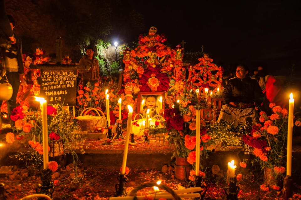 La Crucecita: Guided Day Of The Dead Festival Tour – La Crucecita, Mexico