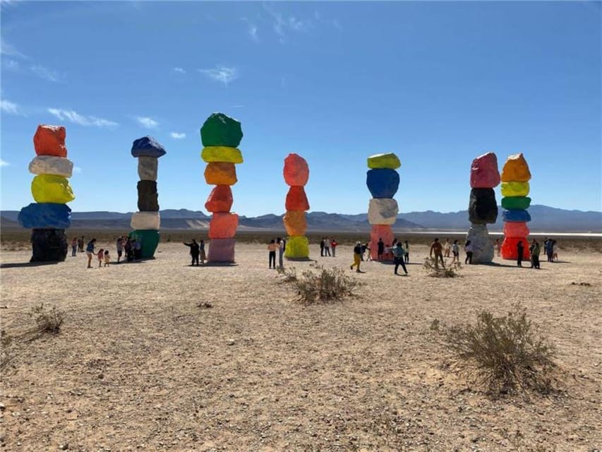 Las Vegas: 7 Magic Mountains Tour with Lunch – Seven Magic Mountains, Nevada