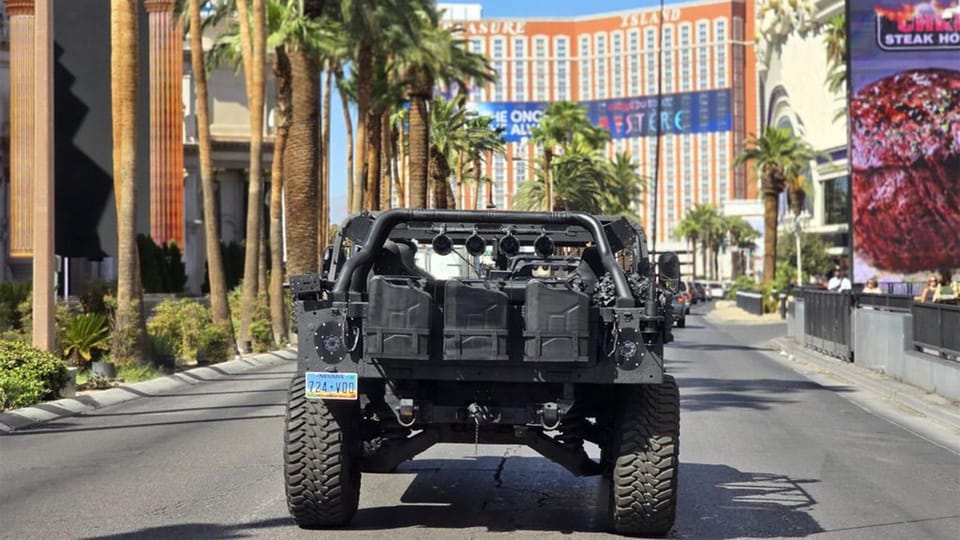 Las Vegas Strip Sightseeing Tour in a Military Hummer – Las Vegas, Nevada