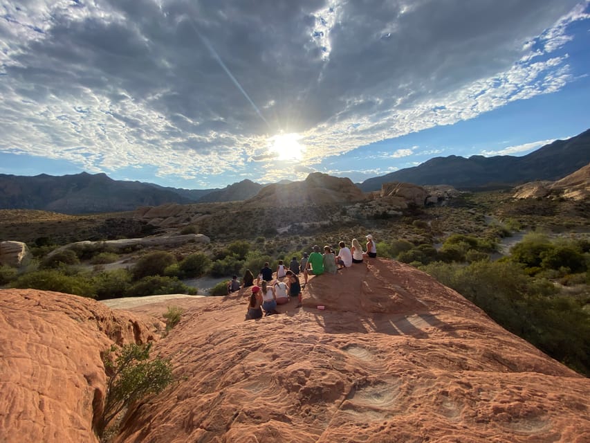 Las Vegas: Sunset Hike and Photography Tour Near Red Rock – Las Vegas, Nevada