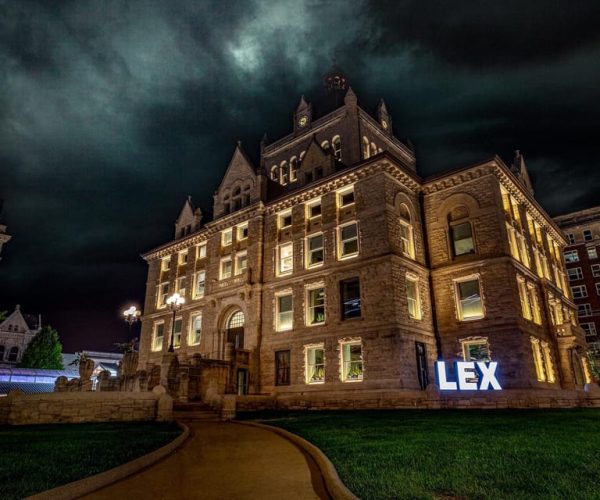 Lexington: Ghosts Haunted Walking Tour – Lexington, Kentucky