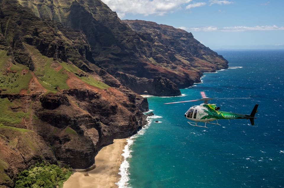 Lihue: Deluxe Waterfall Safari Helicopter Tour – Hawaii, Hawaii