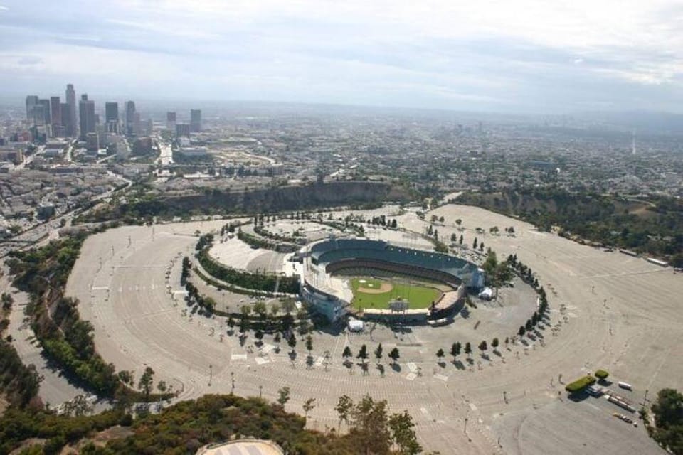 Los Angeles: 45-Minute Attractions Helicopter Tour – Los Angeles, California