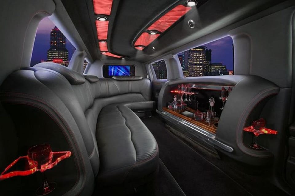 Los Angeles: Private Sightseeing Tour in a Limousine – 5hrs – Los Angeles, California