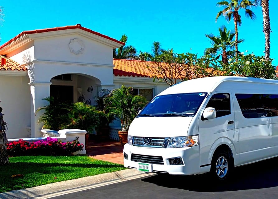 Los Cabos Airport: Group Transportation to San Jose del Cabo – San Jose del Cabo, Mexico