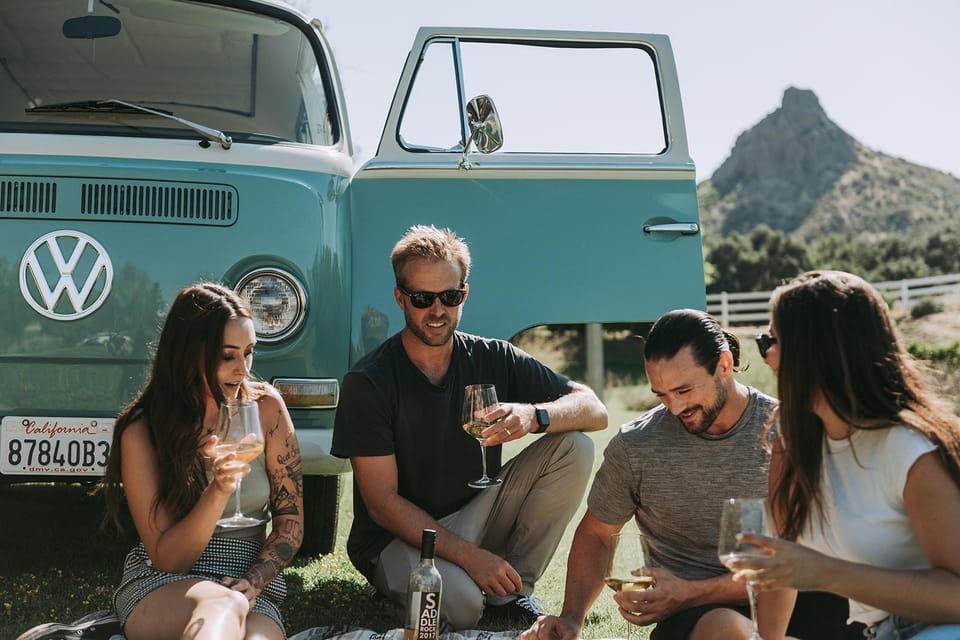 Malibu: Vintage VW Bus and Vineyard Tour – Los Angeles, California