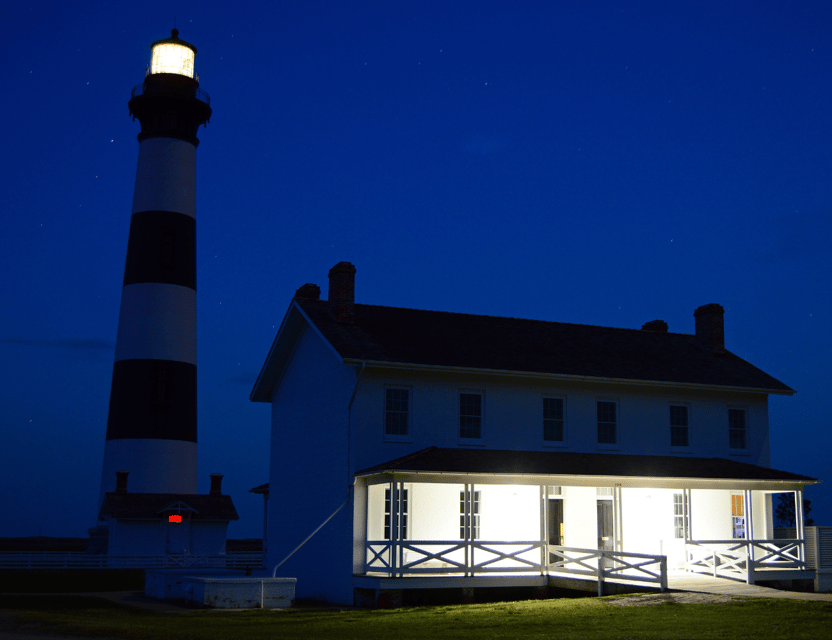 Manteo: Phantom Pirates & Poltergeists Haunted Walking Tour – Manteo, North Carolina