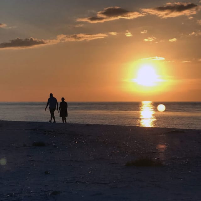 Marco Island: Sunset Boat Tour – Naples, Florida