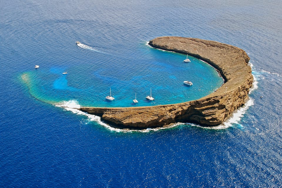 Maui: Molokini Snorkel and Performance Sail with Lunch – Hawaii, Hawaii