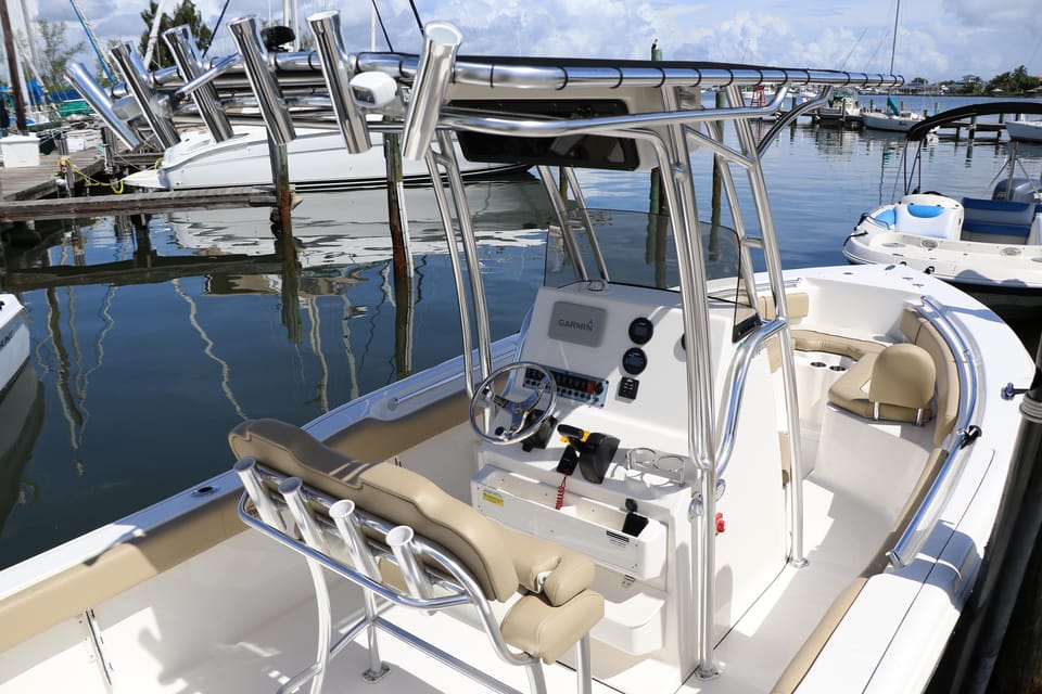 Melbourne: Boat Rental on the Indian River Lagoon – Cocoa Beach, Florida